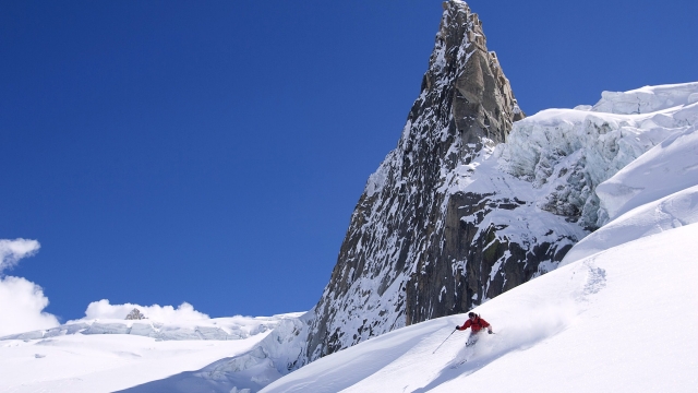 安博体育集团：室内健身花火